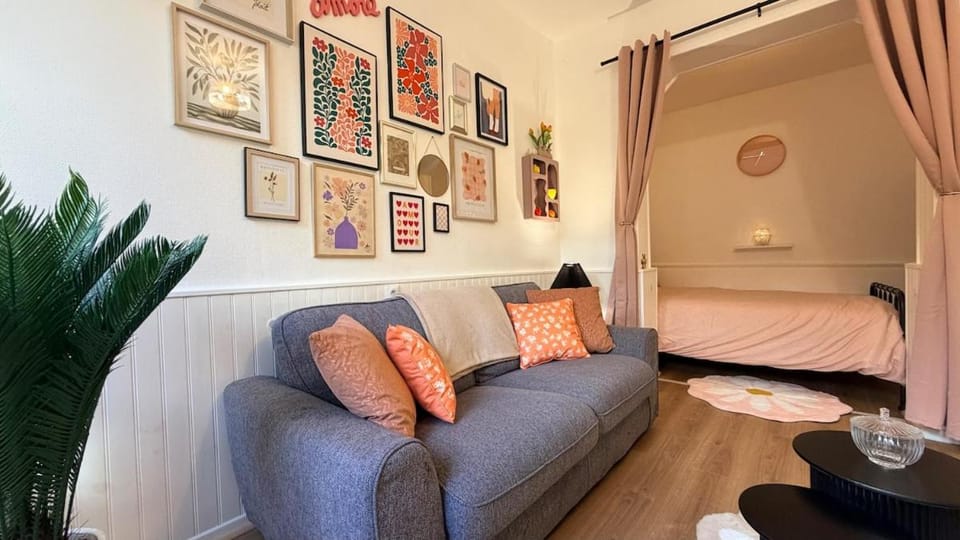 T2 Chartreuse terrasse - Busca - Toulouse centre Apartment in Toulouse