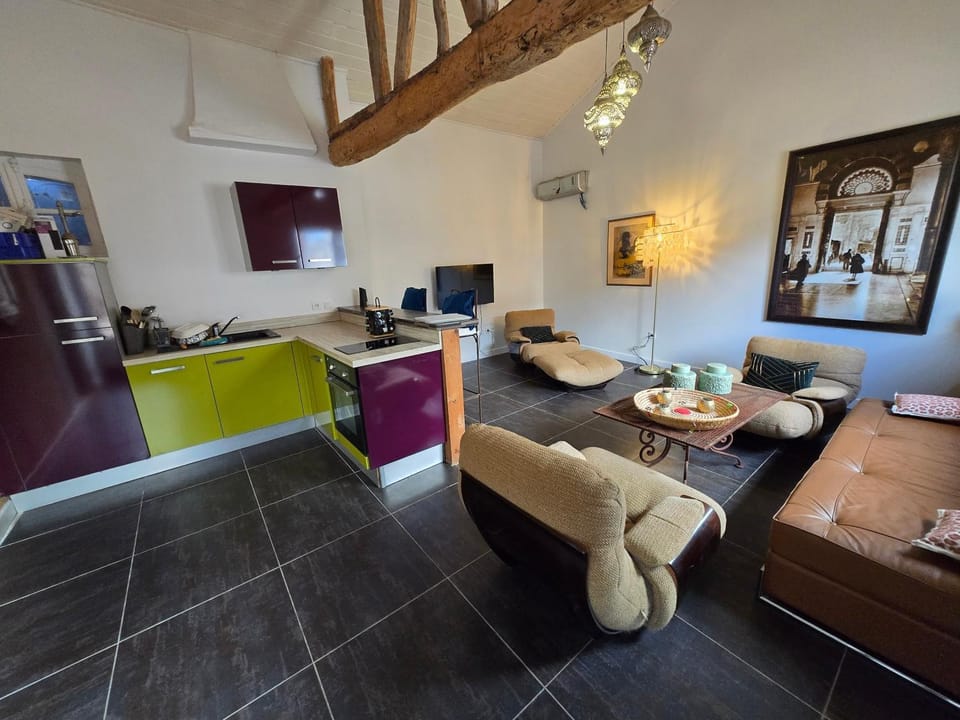 Living room, kitchen