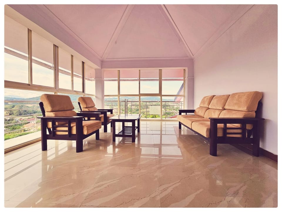 Doves Cottage Villa in Madikeri