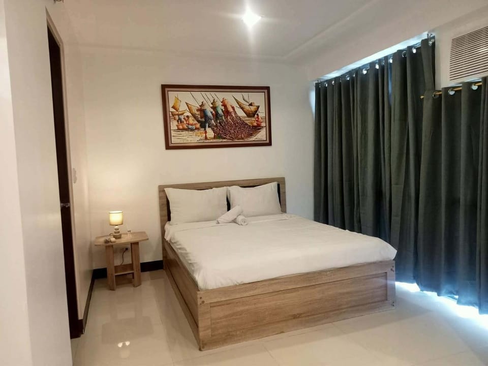 The Viceroy Tower 4 with View Bed and Breakfast in Makati