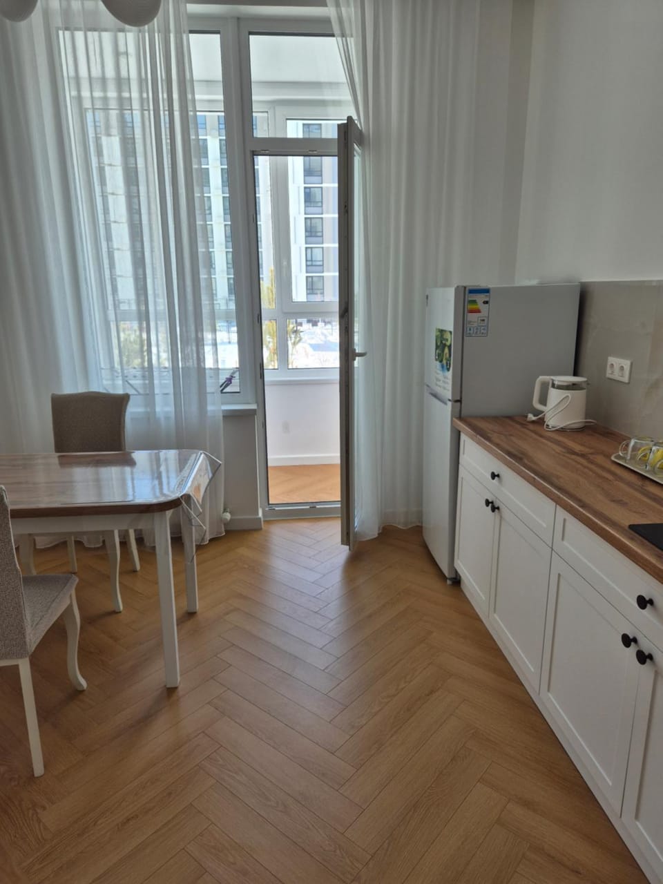 Отличная квартира возле ТРЦ Хан-Шатыр Apartment in Kazakhstan