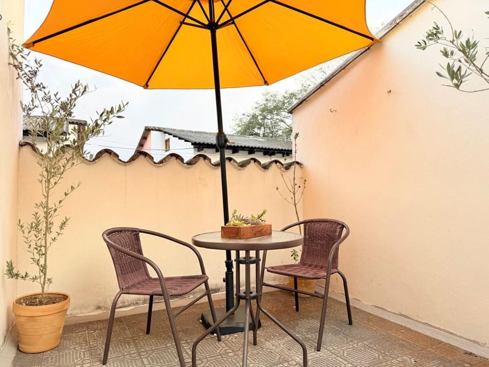 Casa Ixel en Antigua Guatemala House in Antigua Guatemala
