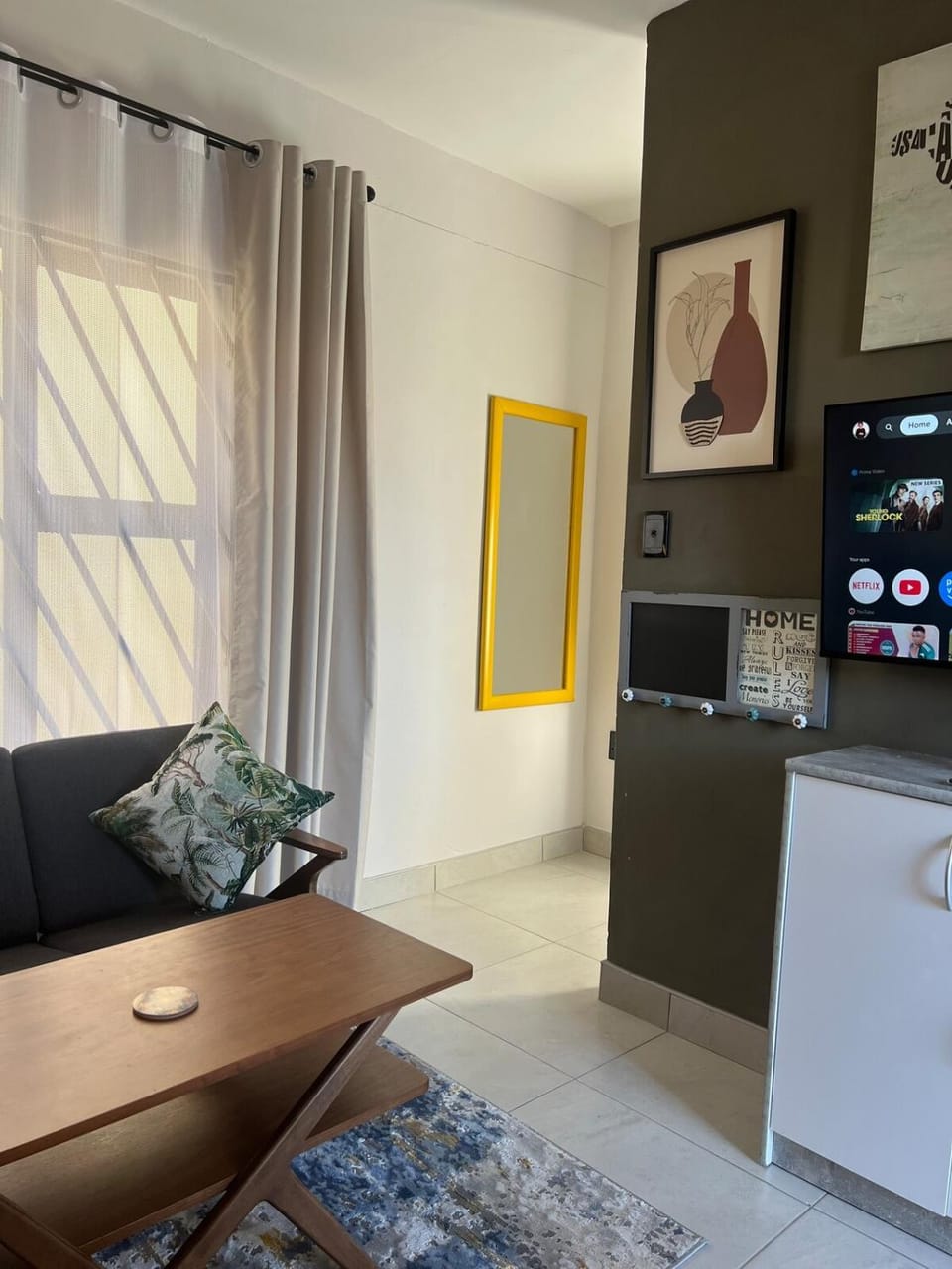 TV and multimedia, Kitchen or kitchenette