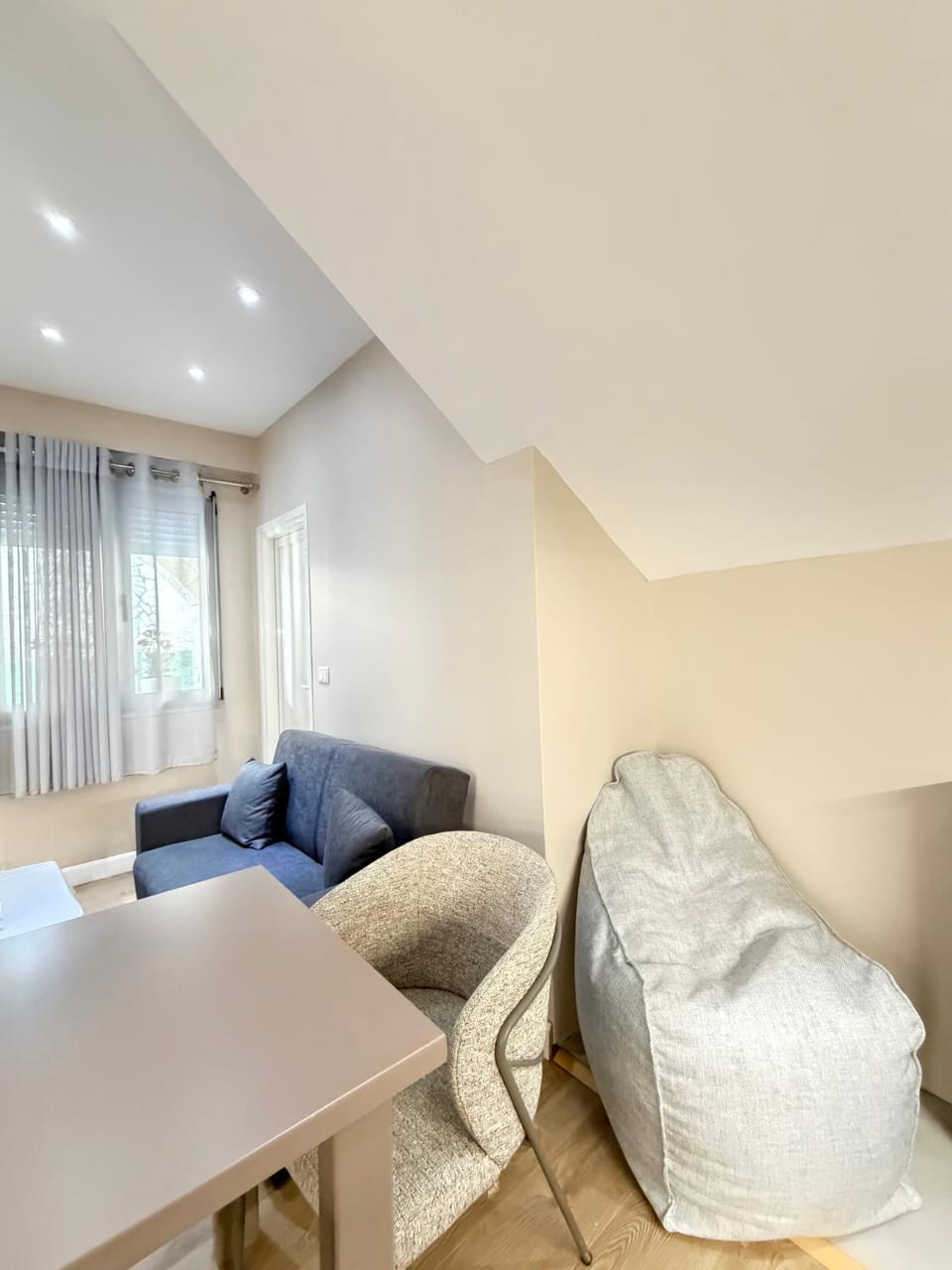 Lokas Cozy Apartments Apartment in Tirana