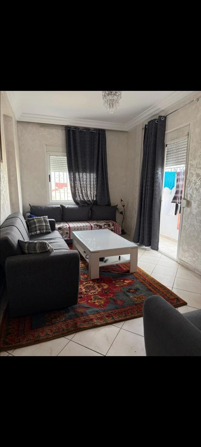 Appartement au Centre Ville 5 min du souk plage Apartment in Agadir