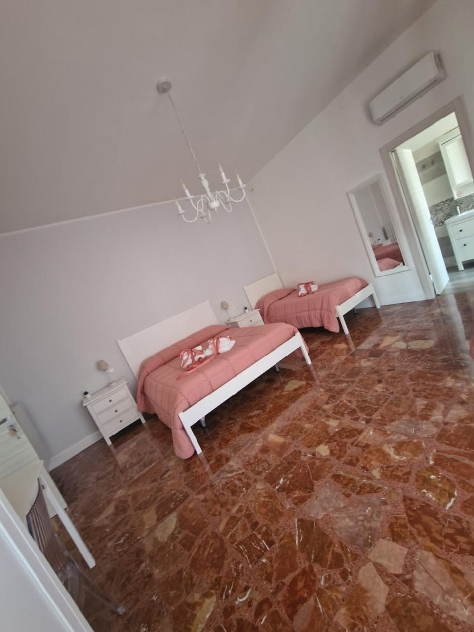Bed&Breakfast I PINI Bed and Breakfast in Caserta