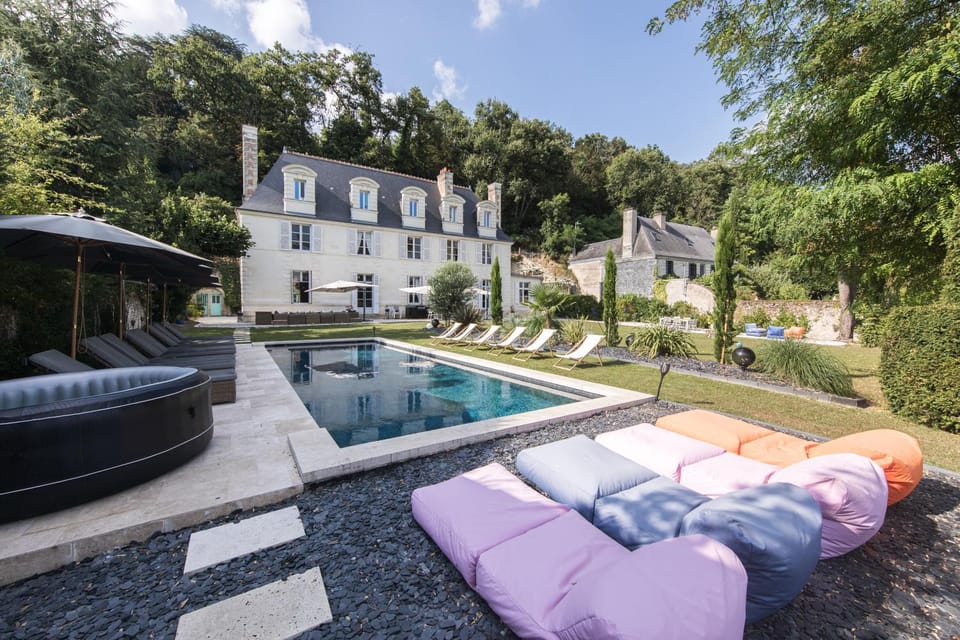 Hot Tub, Swimming pool