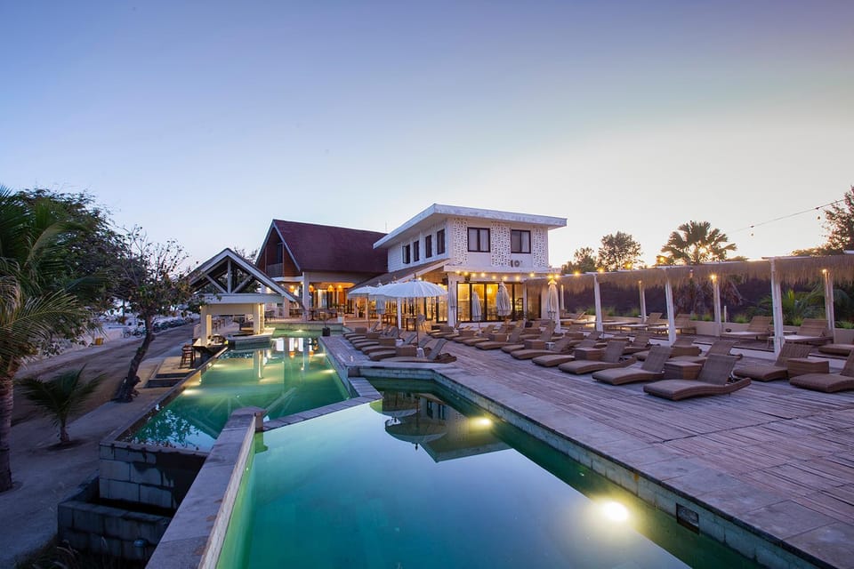 Property building, Swimming pool