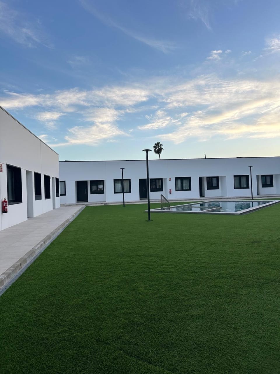 Property building, Day, Garden, Solarium