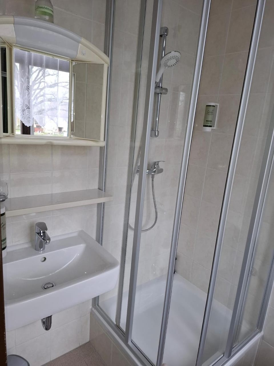 Shower, Bathroom