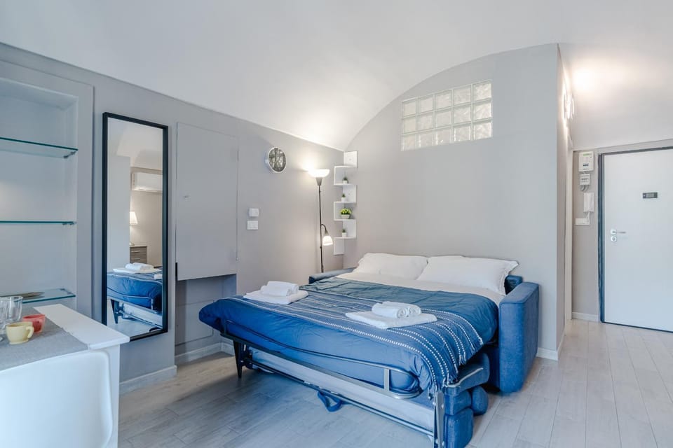 Studio Magenta 5 Apartment in Turin