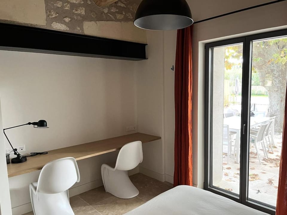 Seating area, Bedroom