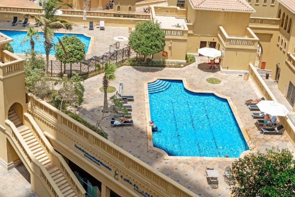 Relaxing Beachfront 2BR Jumeirah Beach Residence Full Sea and Ain Dubai View Apartment in Dubai