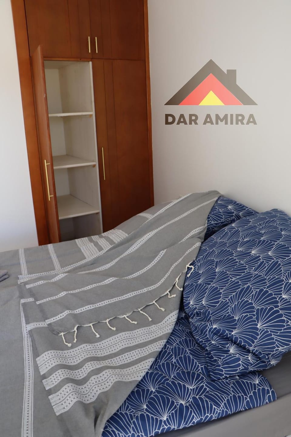 Bed, Photo of the whole room, Bedroom, wardrobe