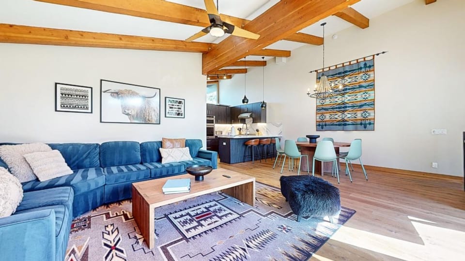Chateau Sans Nom #35 condo Apartment in Mammoth Lakes