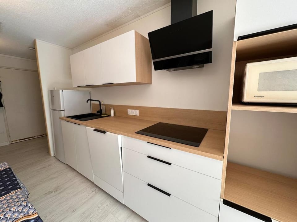 Apparemment rénové à Sète aux Quilles Apartment in Occitanie