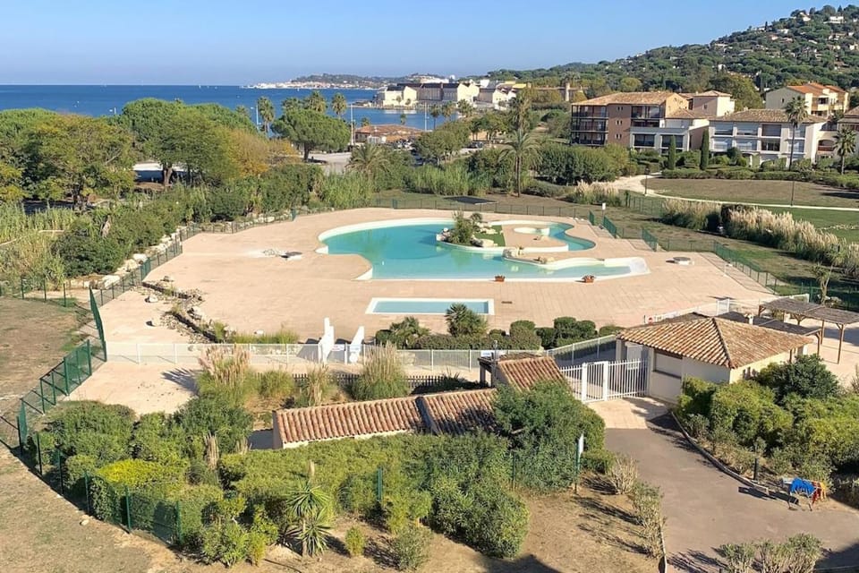 Day, Natural landscape, Bird's eye view, Beach, Sea view, Swimming pool