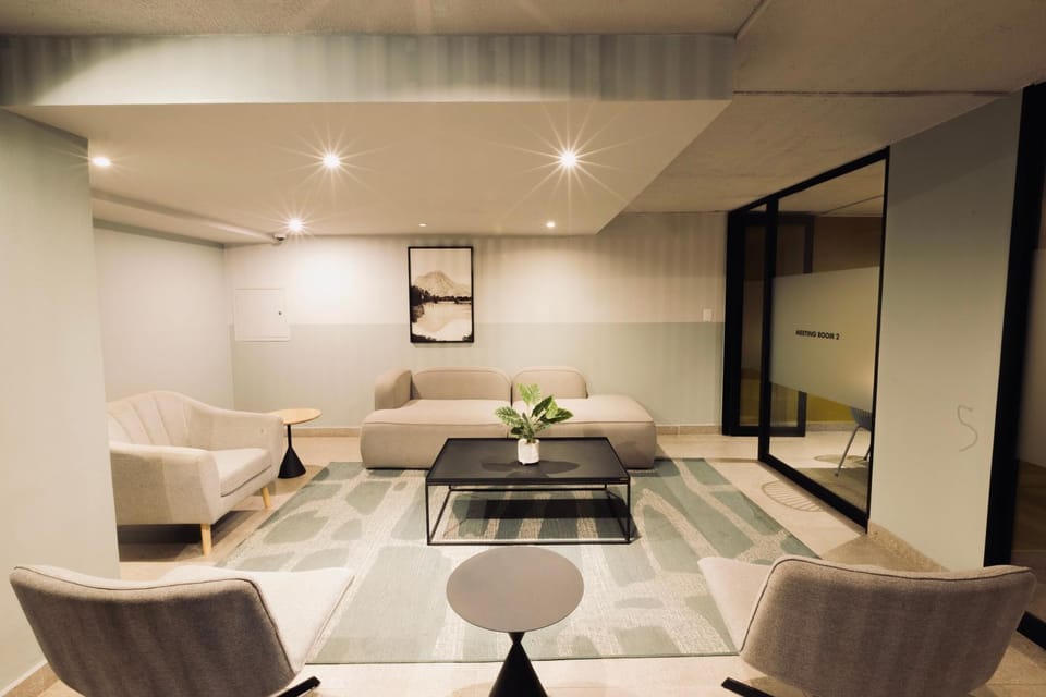One Bed at Circa Lynnwood Apartment in Pretoria