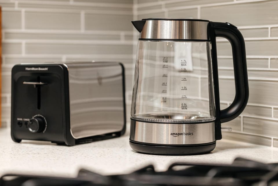 Coffee/tea facilities, Kitchen or kitchenette, toaster