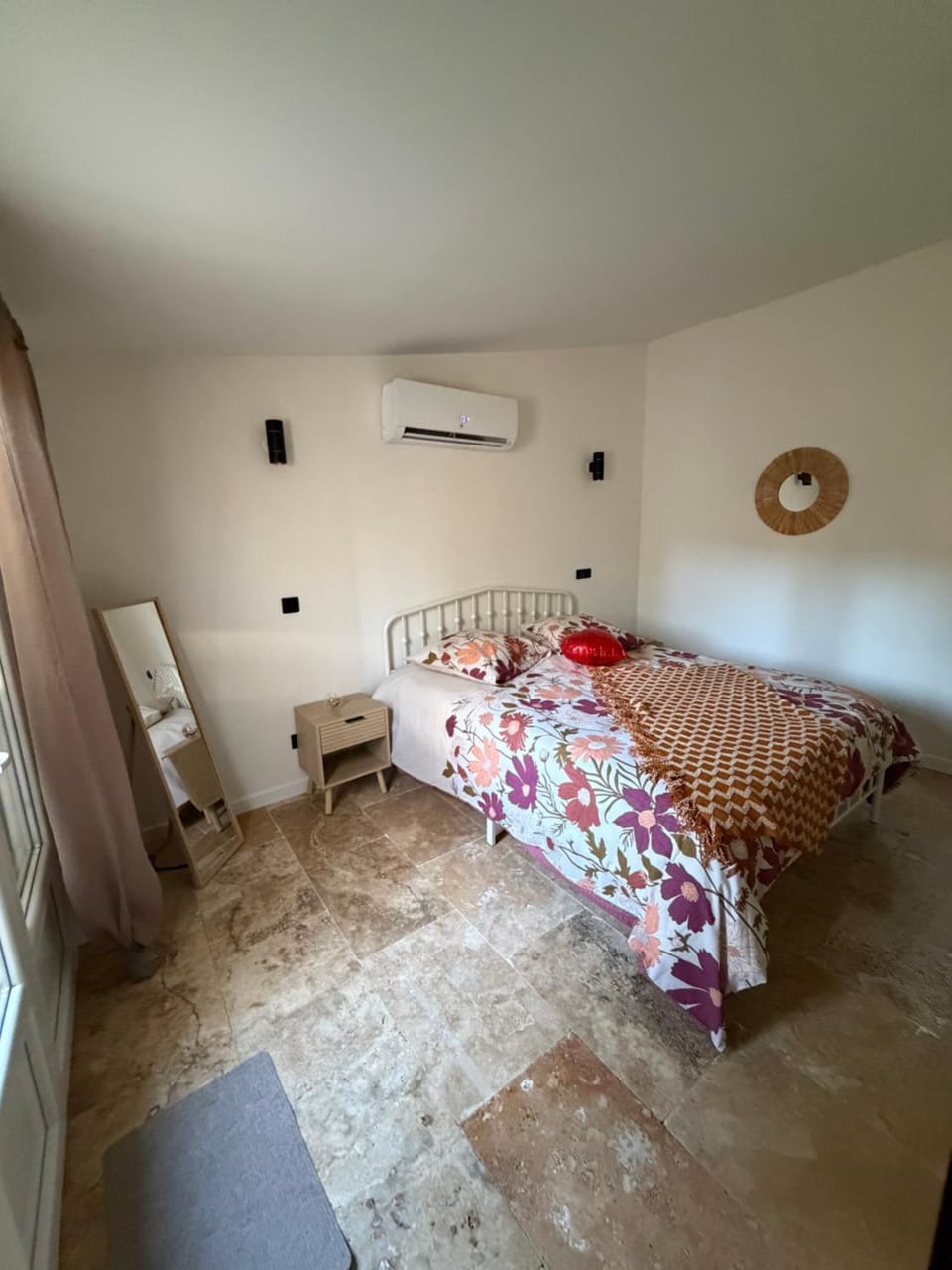 Love room Aubagne Love hotel in French Riviera