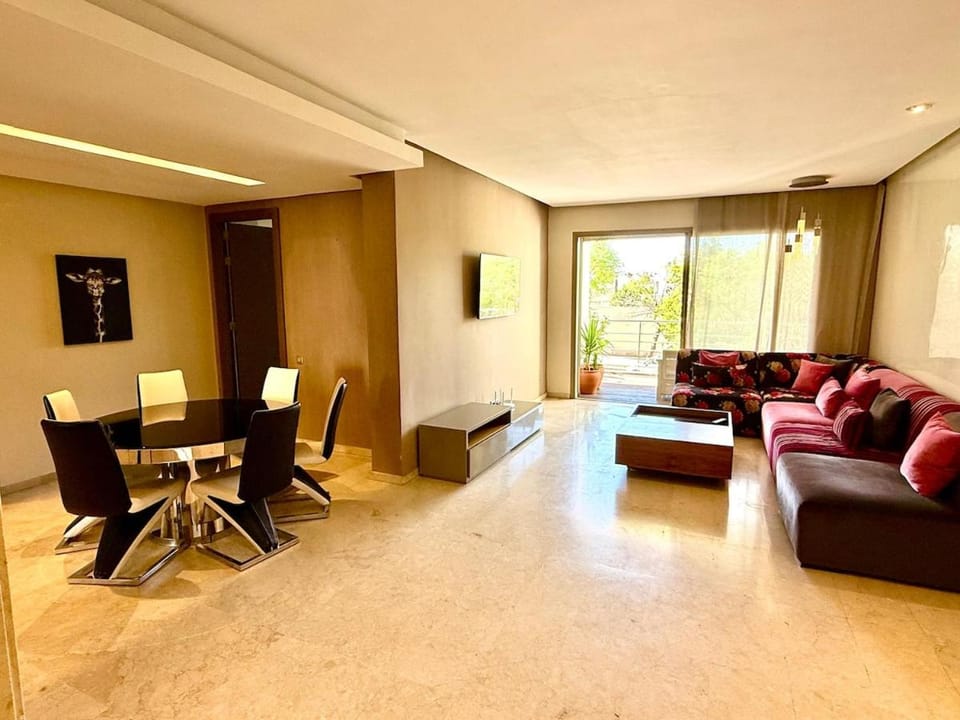 Luxueux appartement à Prestigia avec Wifi 100 Mo illimité ! Apartment in Fes