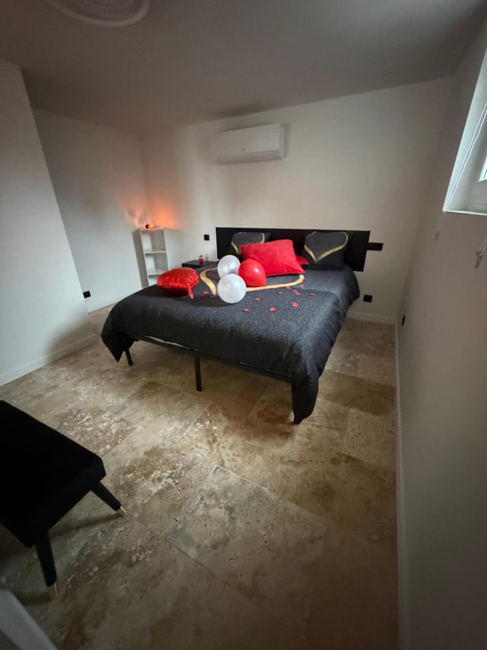 Love room Aubagne Love hotel in French Riviera