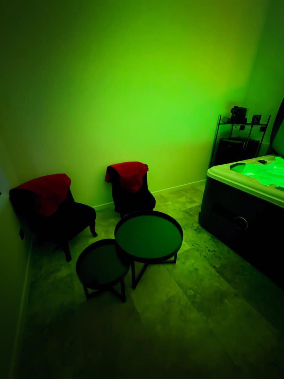 Love room Aubagne Love hotel in French Riviera