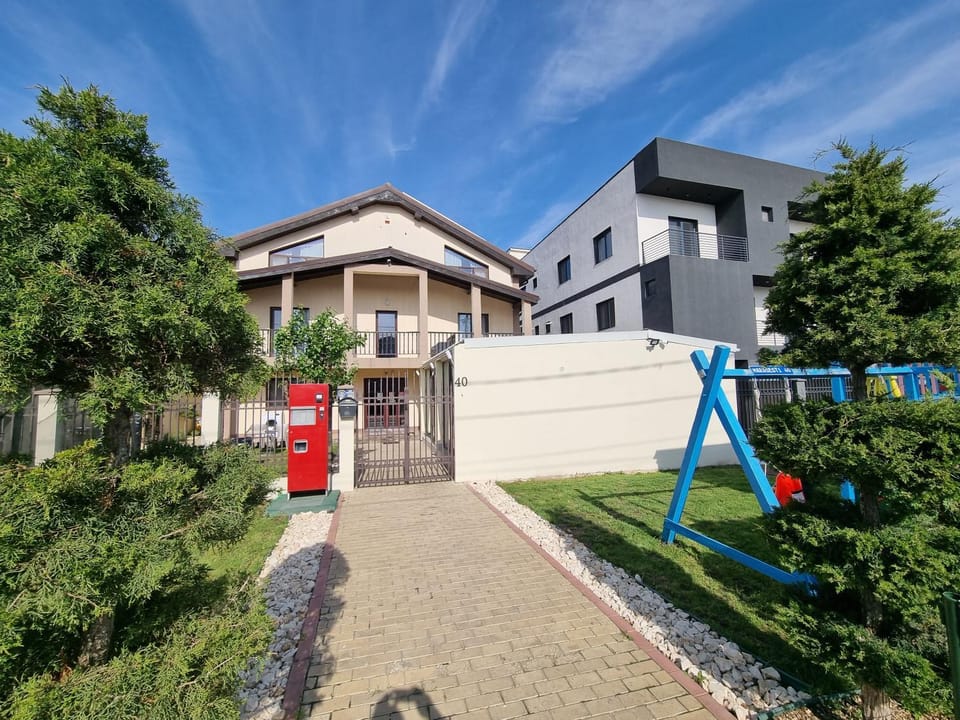 Garden, Garden view