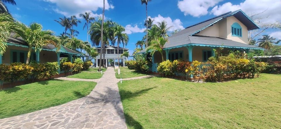 Property building, Garden, Sea view