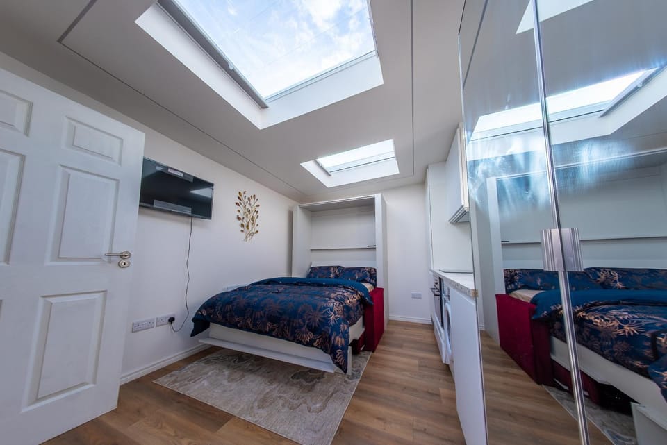 TV and multimedia, Bedroom