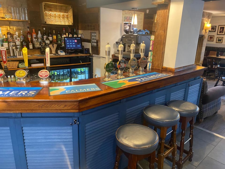 Lounge or bar, Drinks