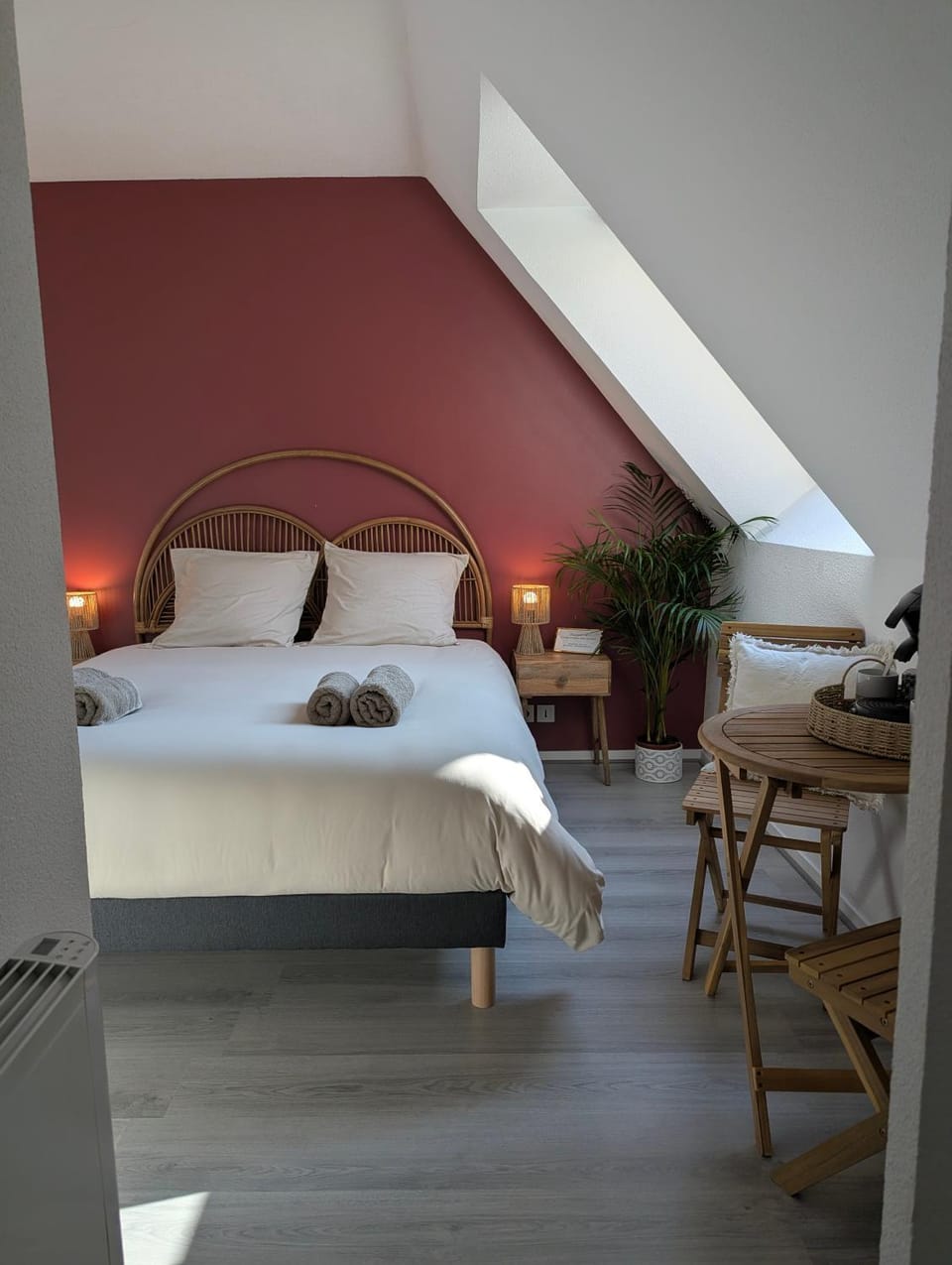 Cocon bohème sous les toits avec lit queen Vacation rental in Berck