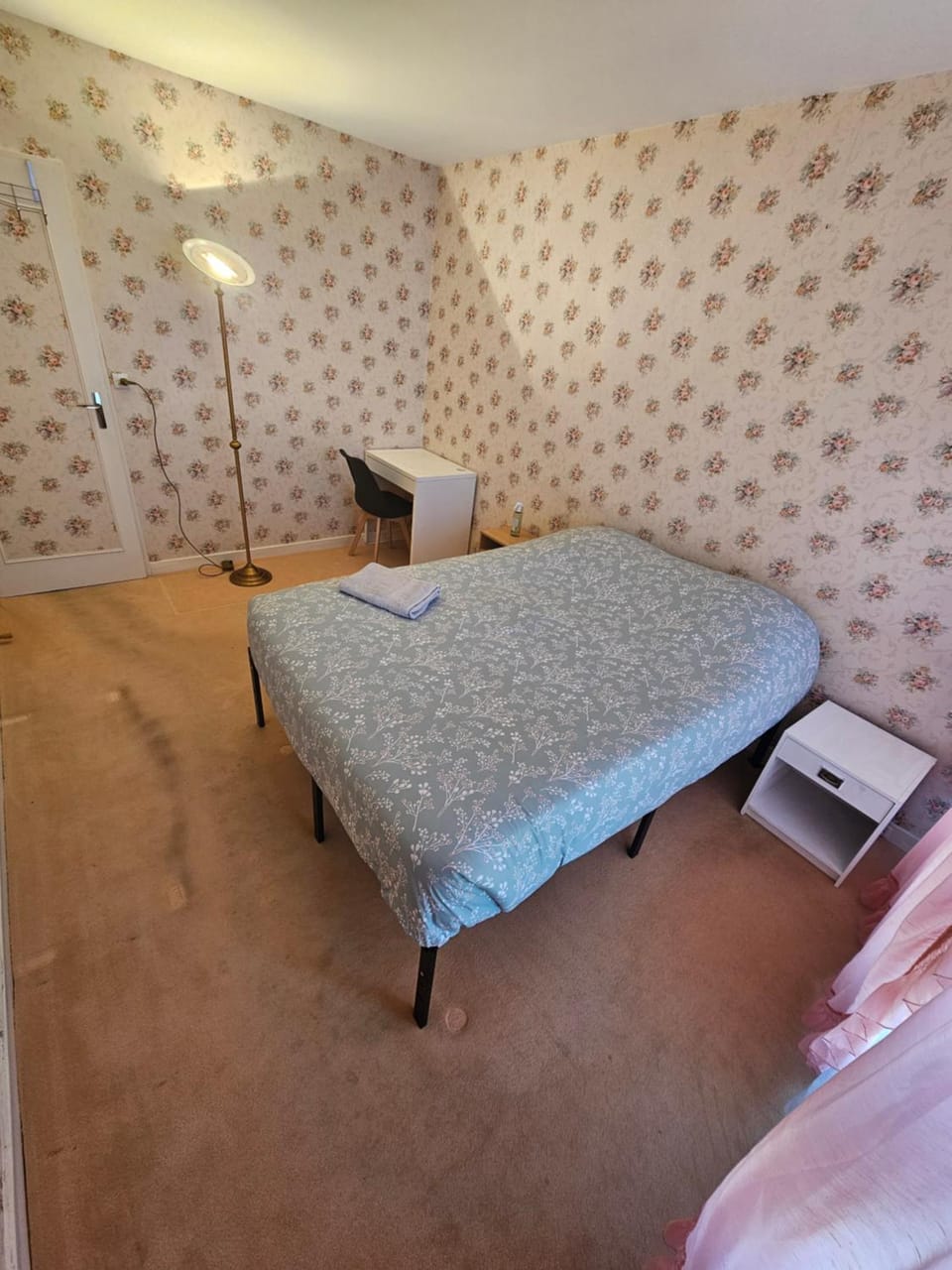 Chambre chez particulier proche de tout commodités Vacation rental in Montluçon
