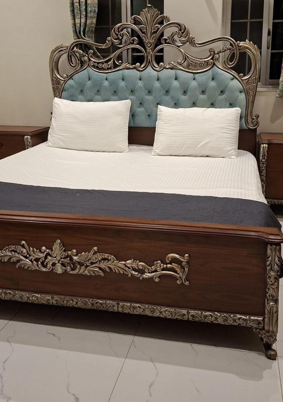 4 Bedroom House DHA Ph 6 near PKLI, Raya & Dolmen Villa in Lahore
