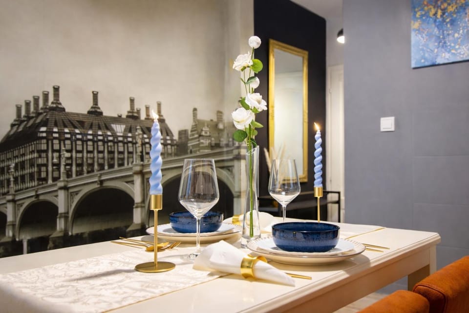 Decorative detail, Dining area