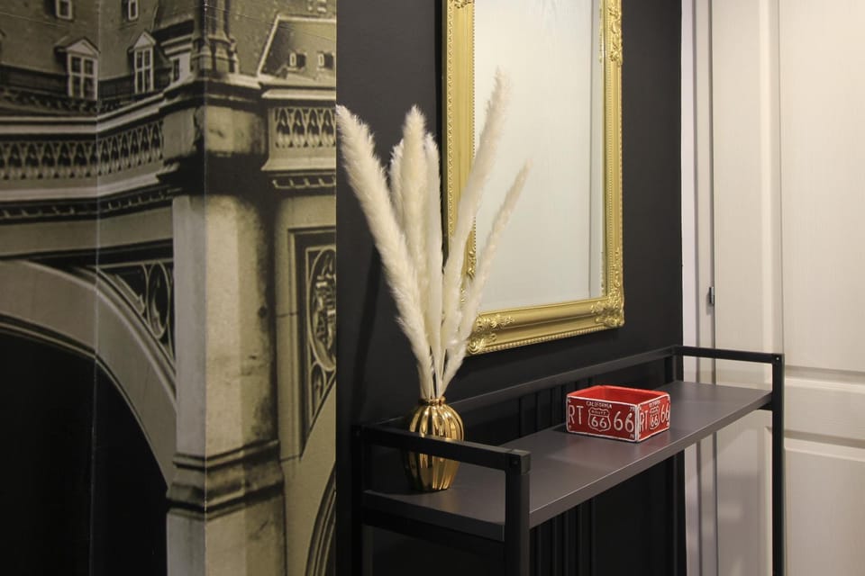 Decorative detail