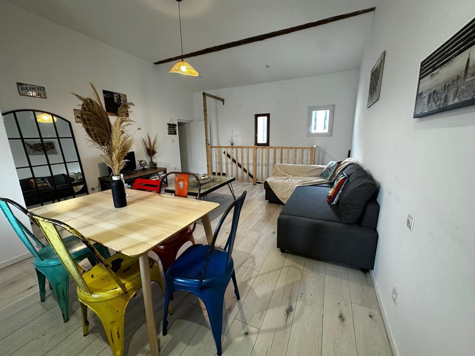 Living room, kitchen