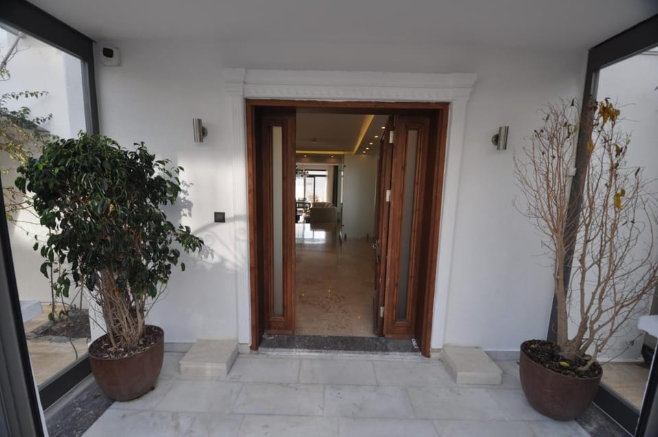 Facade/entrance, acessibility