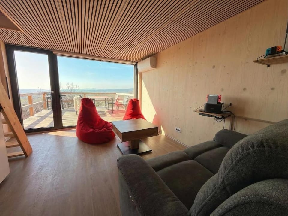 Solar Cinema Cabin with Hot Tub in Brno Cabin in Brno