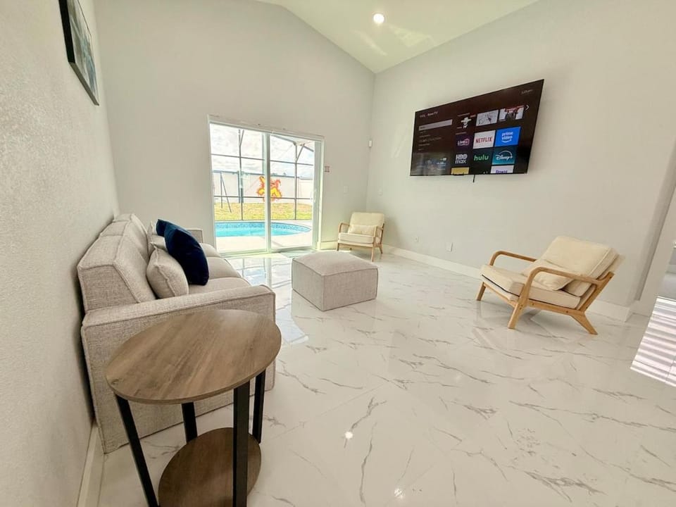 Villa Perez Heated Mickey Pool Near Disney House in Four Corners