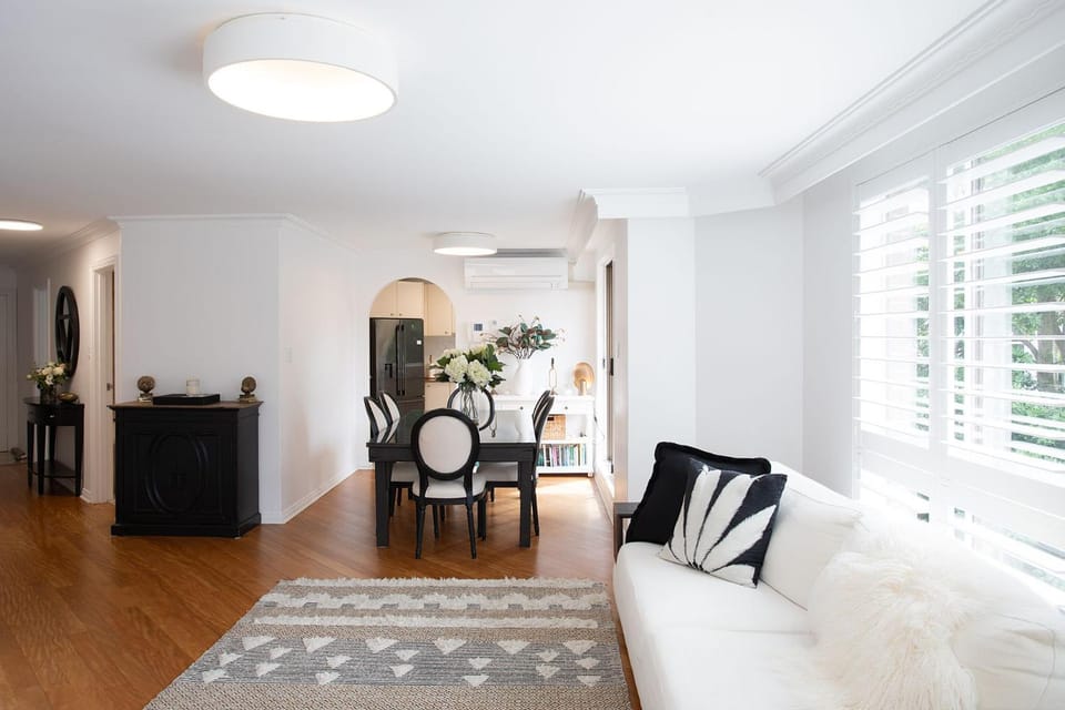 Eastside Calm, Bellevue Hill Apartment in Sydney