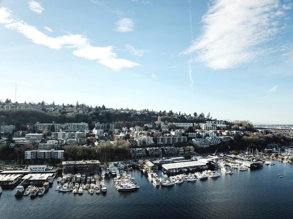 Lake Union Rooftop, FIFA-8 mins to Lumen, Parking House in Lake Union