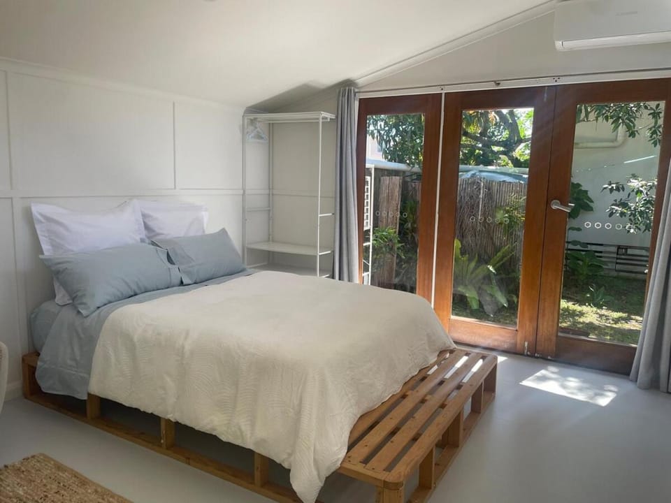 Poolside Oasis in the heart of Byronbay Hinterland Apartment in Mullumbimby