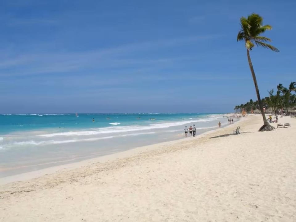 Nearby landmark, Beach