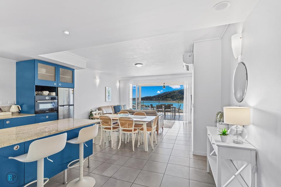 Balcony/Terrace, Sea view, kitchen, air conditioner