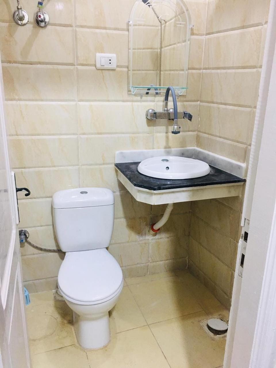 Shower, Toilet, bidet