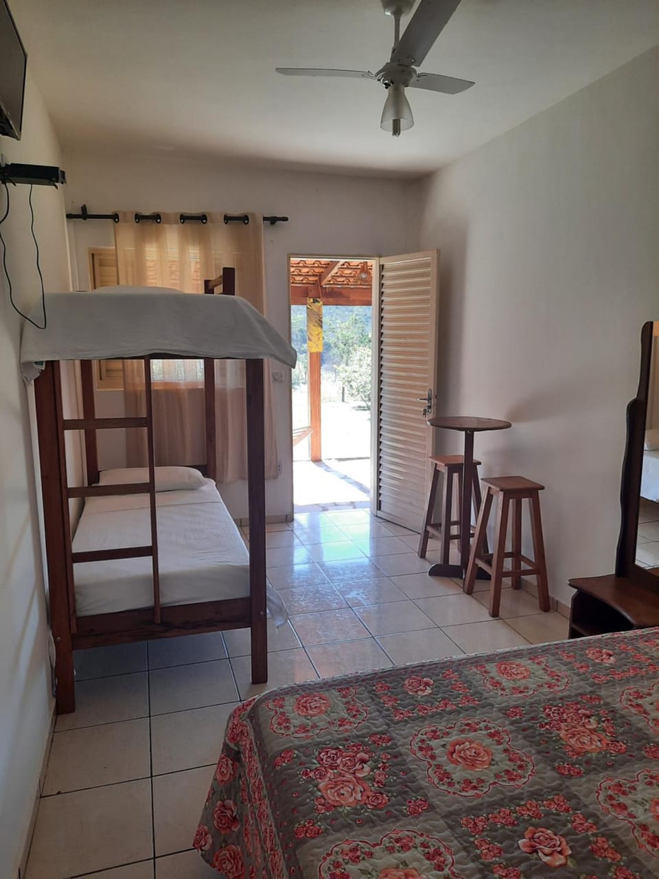 Bed, Photo of the whole room, Bedroom, bunk bed