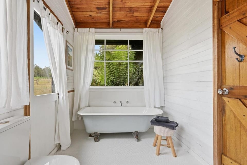 Crofters Rest, peaceful, restorative base House in Tasmania