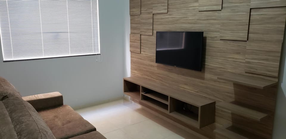 Apartamento Mobiliado com 2 quartos, 2 banheiros e garagem em Conselheiro Lafaiete-MG Apartment in Conselheiro Lafaiete