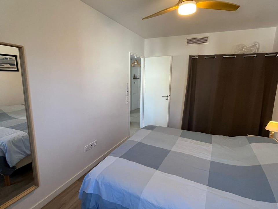 Appartement Moderne avec Terrasse et Parking à Anglet - 4 Pers. - FR-1-239-1152 Apartment in Anglet
